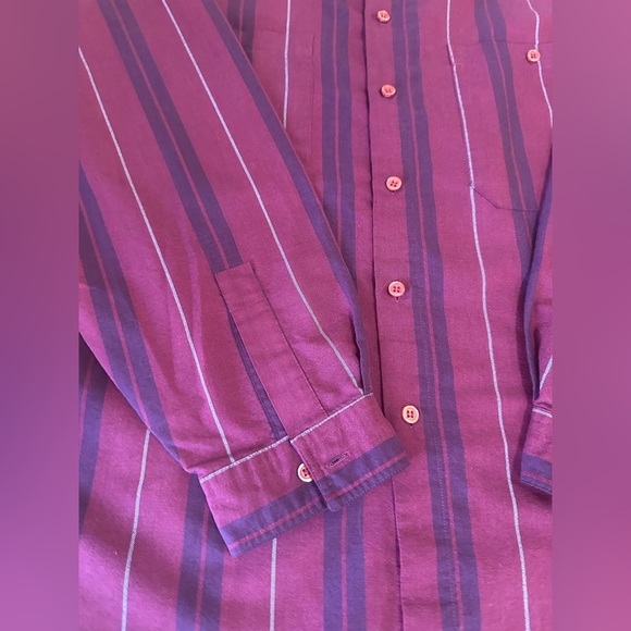Vintage Men’s Levi Button Up - Picture 2 of 7